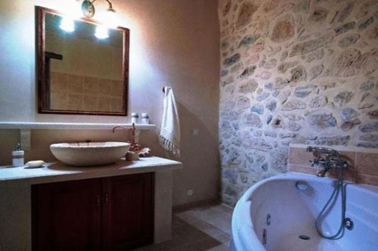Agrielia Villa Episkopi  ภายนอก รูปภาพ
